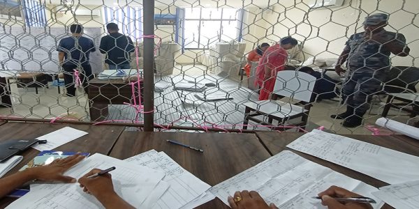 काठमाडौँका १० वटै निर्वाचन क्षेत्रमा आजैदेखि यी ठाउँमा हुँदैछ मतगणना
