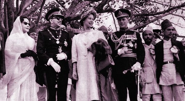 महारानी एलिजाबेथ द्वितीयाको नेपाल साइनो