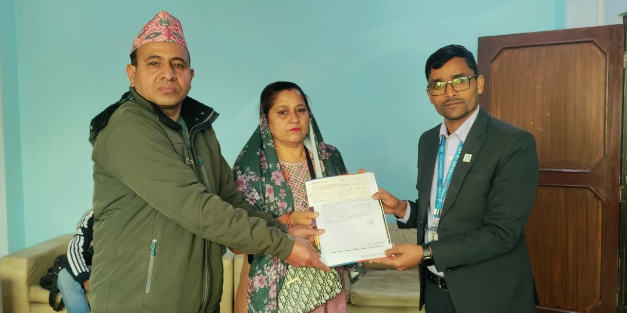 नेपाल लाइफद्वारा १ करोड दाबी भुक्तानी