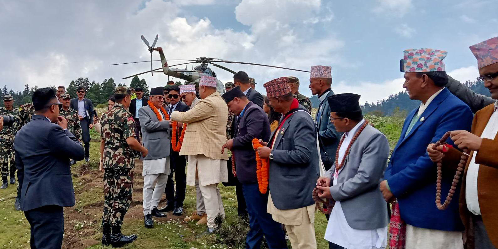 खप्तड पुगे प्रधानमन्त्री प्रचण्ड