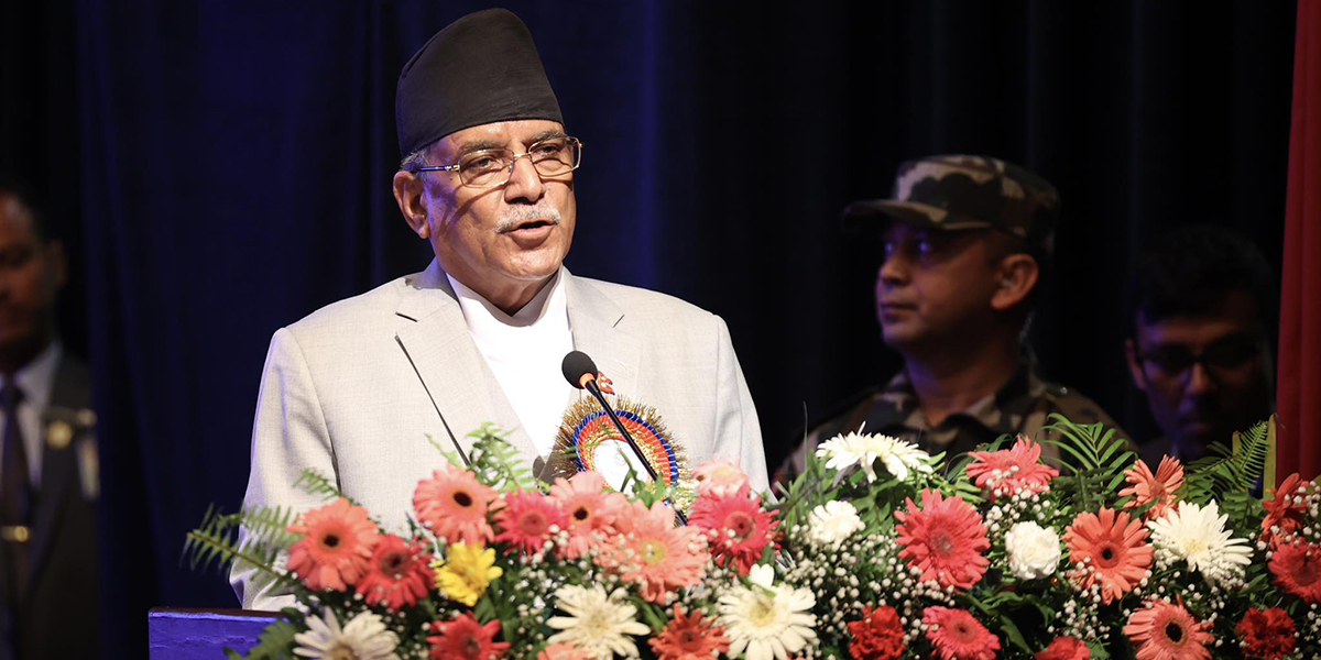 नियमित काममा फर्किए प्रधानमन्त्री प्रचण्ड