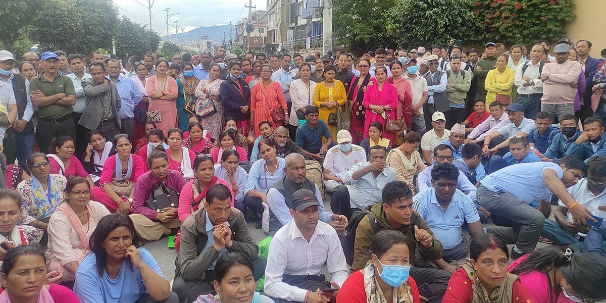देशभरका राहत शिक्षकलाई काठमाडौँ केन्द्रित आन्दोलनमा उपस्थित हुन अपिल