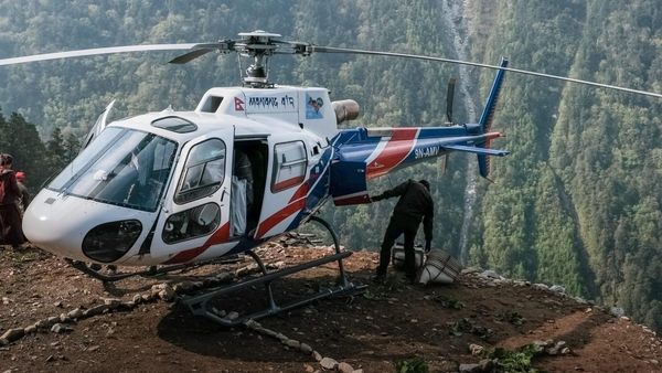 मनाङ एयरको हेलिकप्टर दुर्घटना