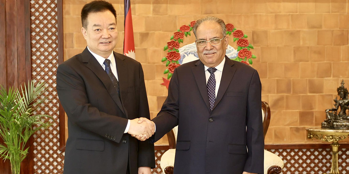 सीपीसीका तिब्बत सचिव वाङ र प्रधानमन्त्री प्रचण्डबीच भेटवार्ता