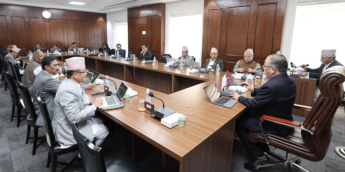 अर्याल र पुडासैनीलाई सचिवमा बढुवा गर्ने निर्णय