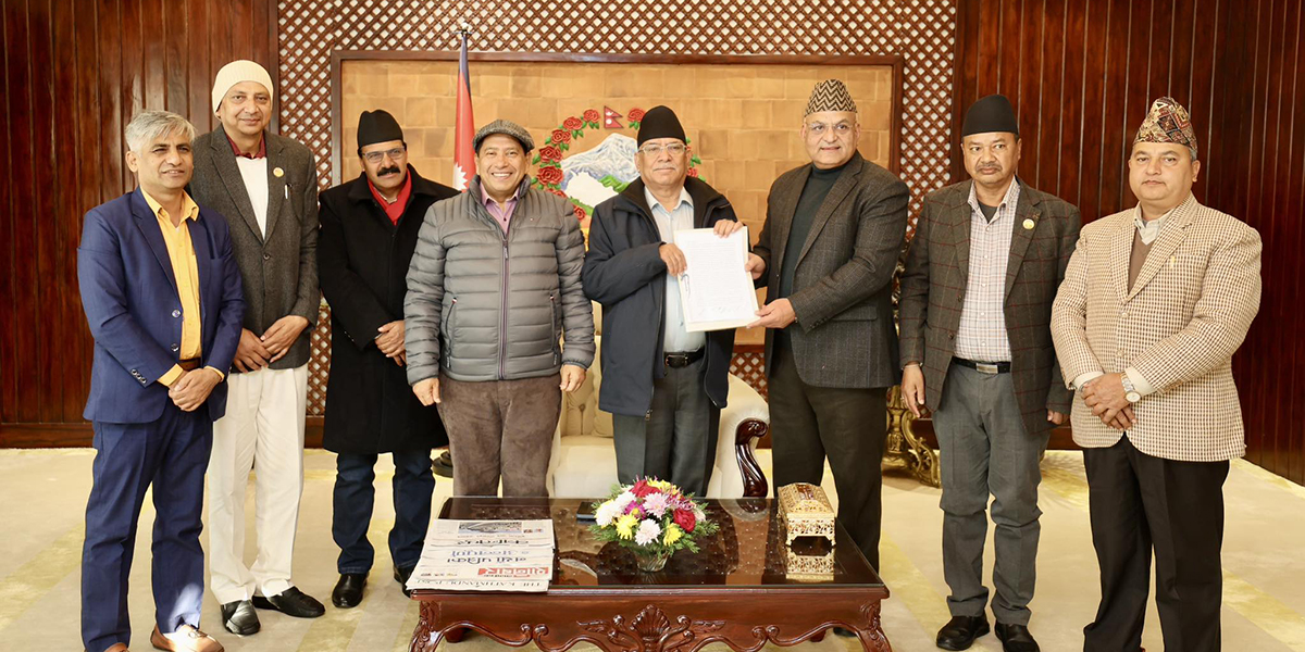 प्रदेशका मुख्यमन्त्रीहरूले बुझाए प्रधानमन्त्रीलाई ज्ञापनपत्र