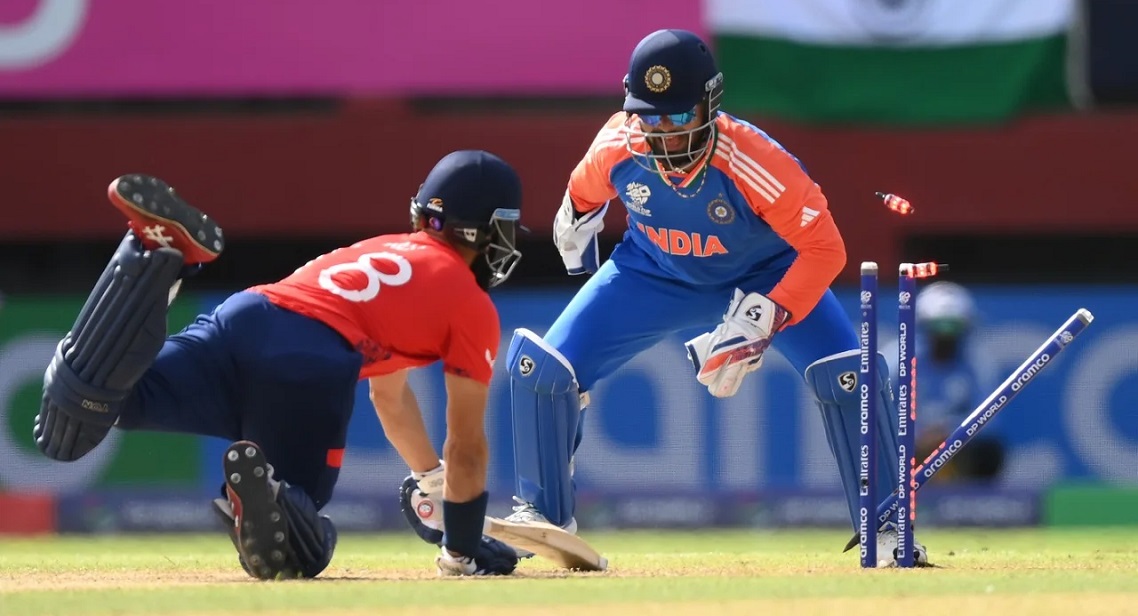 टी-२० विश्वकप : ब्याटिङमा चुक्यो इंग्ल्यान्ड, उपाधिका लागि दक्षिण अफ्रिकासँग भिड्नेछ भारत