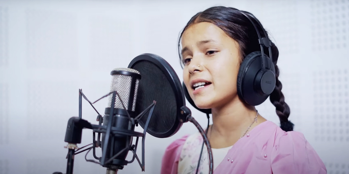 संगीतमा चम्किँदै बालगायिका कल्पना बिष्ट , युट्युब ‘ट्रेन्डिङ’ मा सात गीत