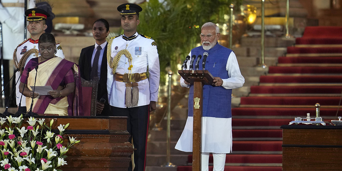 भारतमा तेस्रो पटक प्रधानमन्त्री पदको शपथ लिए मोदीले
