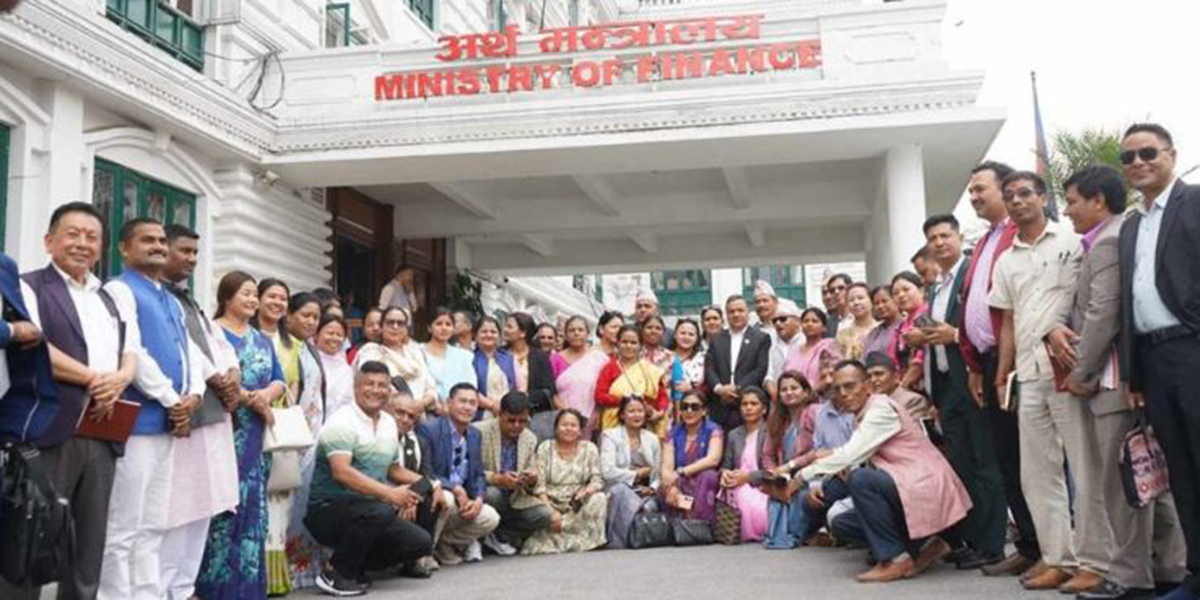 अनुदान कटौती भएपछि आन्दोलनमा स्थानीय तह,   ७ दिनभित्र सच्याउन सरकारलाई अल्टिमेटम