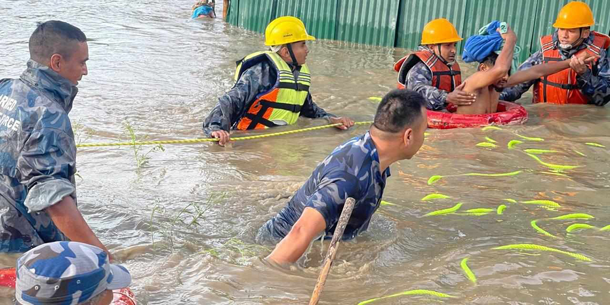 बाढी र डुबान : काठमाडौँ उपत्यकाका तीन जिल्लाबाट ७० जनाको उद्धार