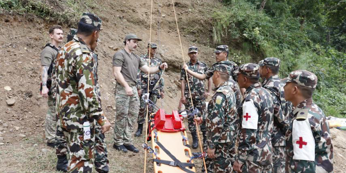 यसरी सकियाे नेपाली र अमेरिकी सेनाको संयुक्त सैन्य अभ्यास (तस्बिरहरू)