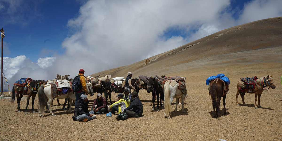 दामोदरकुण्डका तीर्थयात्रीलाई आवास र सञ्चारको समस्या