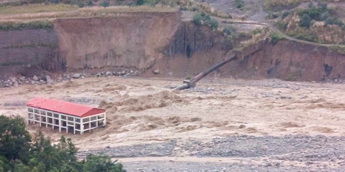 बाढीका कारण १६ वटा जलविद्युत् आयोजनामा क्षति