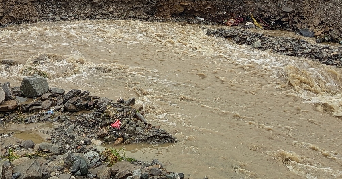 इरानमा बाढी, १५ जनाको मृत्यु