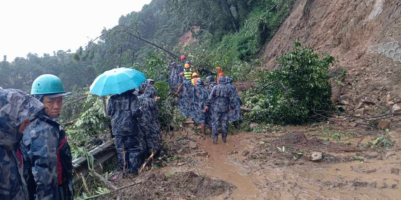 बाढीपहिरोमा ज्यान गुमाउनेको संख्या १४८ पुग्यो