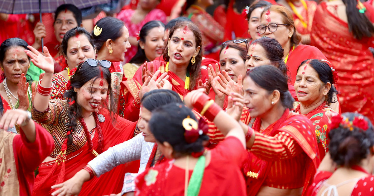 देशभर तीजकाे राैनक [तस्बिरहरू]