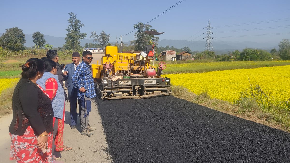 कालोपत्र सडक पुगेपछि सुगम बन्यो सर्दी