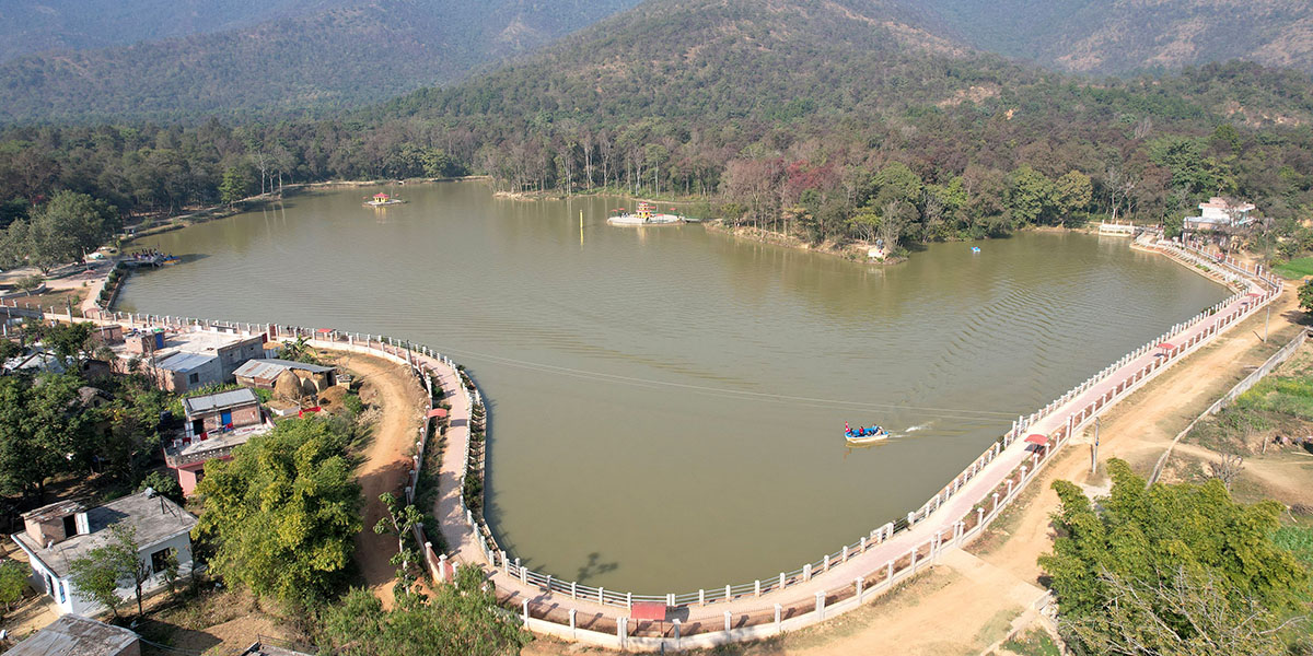 ७ बिघामा फैलिएको दाङको जखेराताल