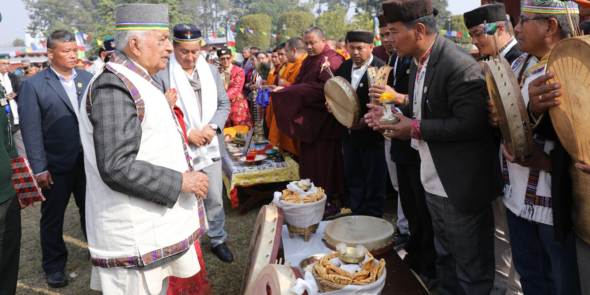 राष्ट्रपति पौडेलद्वारा शीतल निवासमा सोनाम ल्होसारको शुभारम्भ