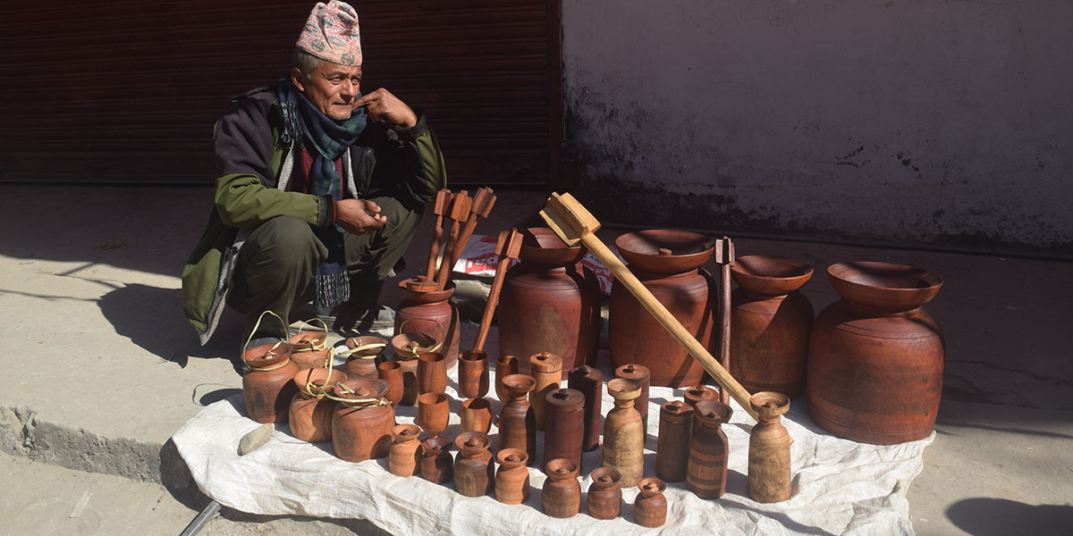 बनाए पनि बिक्दैनन् ठेका, ठेकी र मदानी