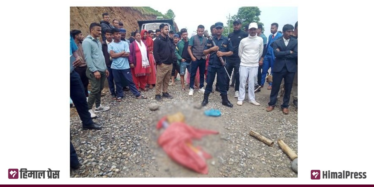 गोरखामा बसको ठक्करबाट बालिकाको मृत्यु