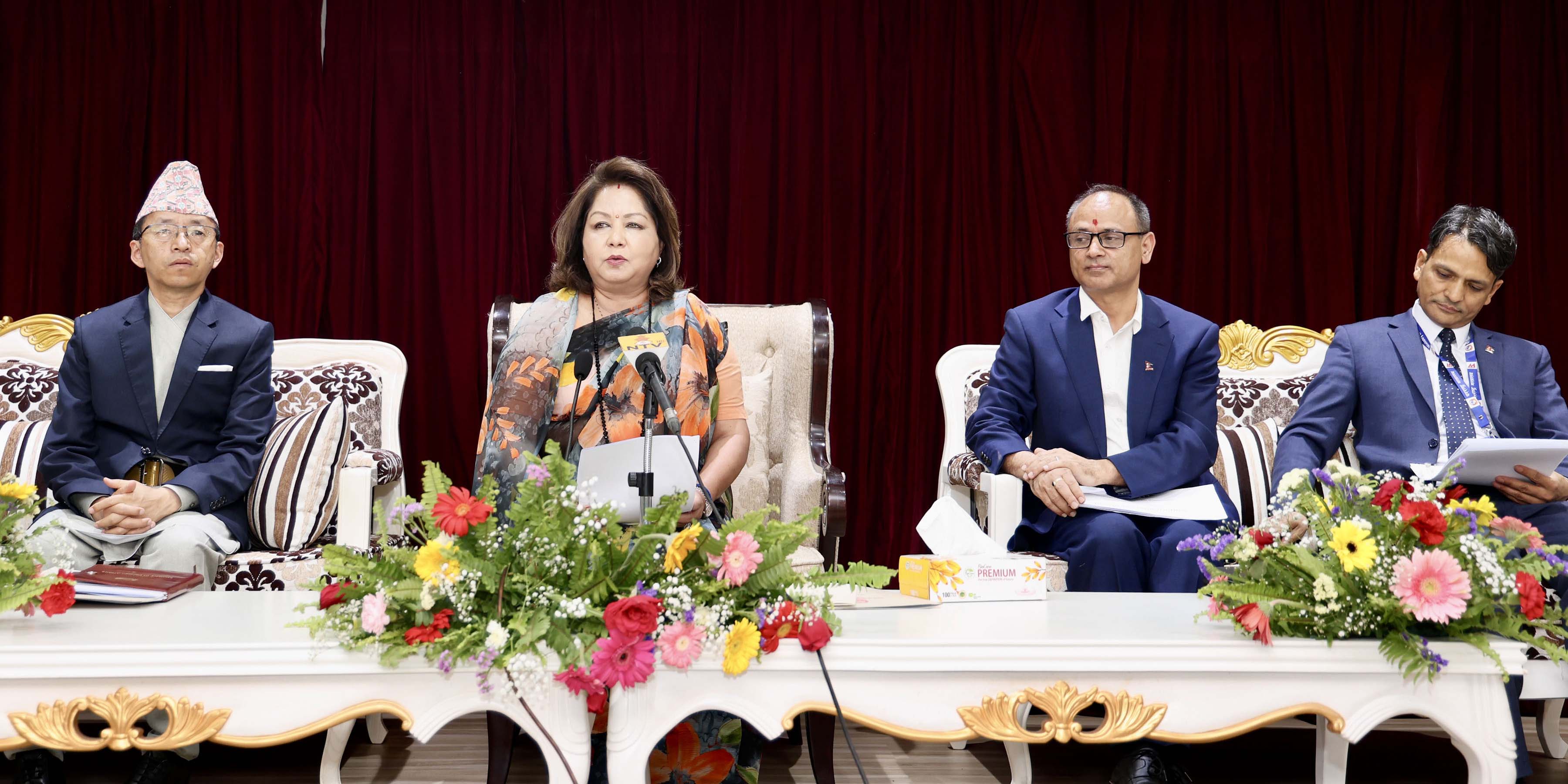 को को आउँदै छन् सगरमाथा संवादमा? नामावलीसहित