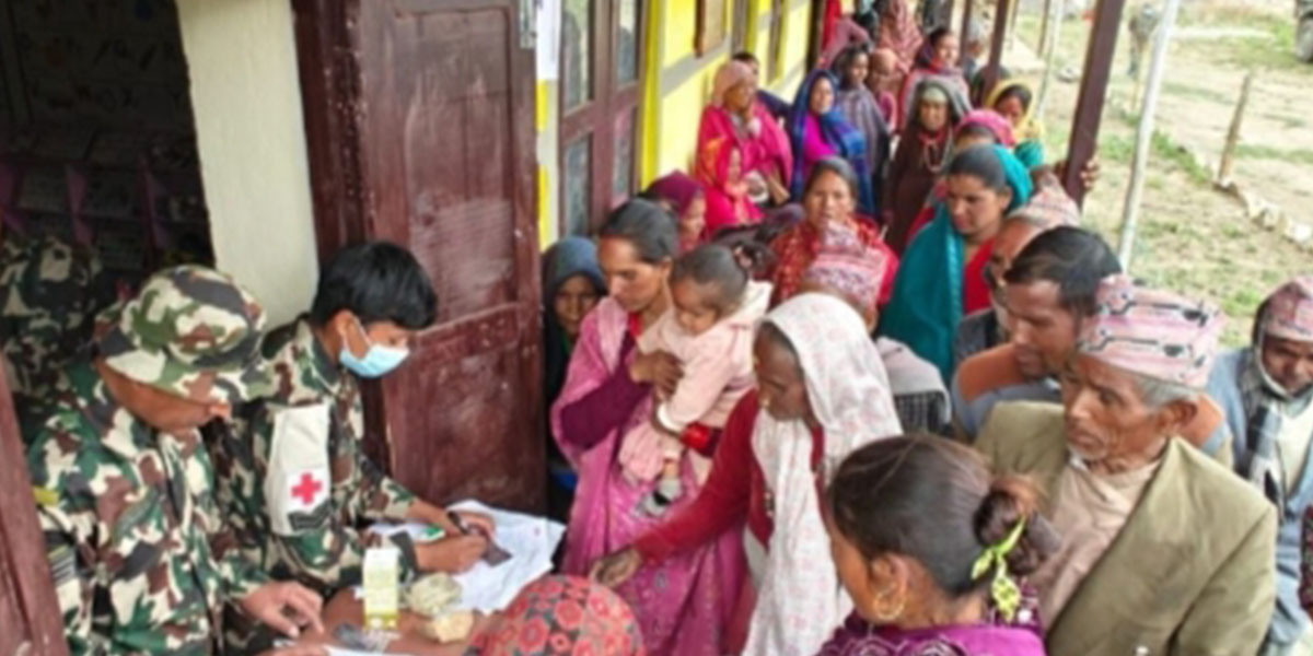 जुम्लामा सेनाद्वारा बृहत् स्वास्थ्य शिविर सञ्चालन, ५५६ जनाले लिए सेवा