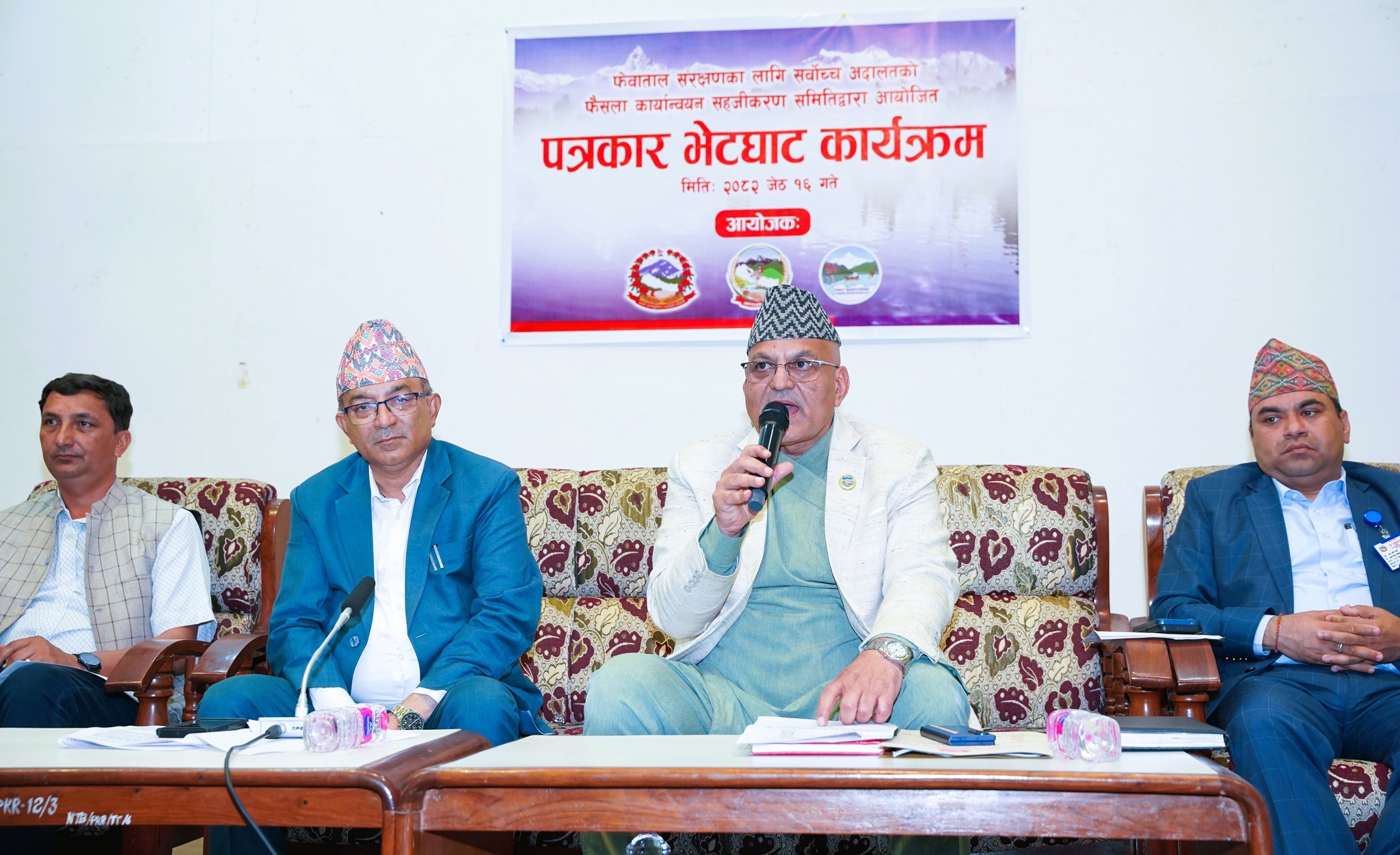 फेवाताल अतिक्रमणबाट जोगाउन पिल्लर गाडिने