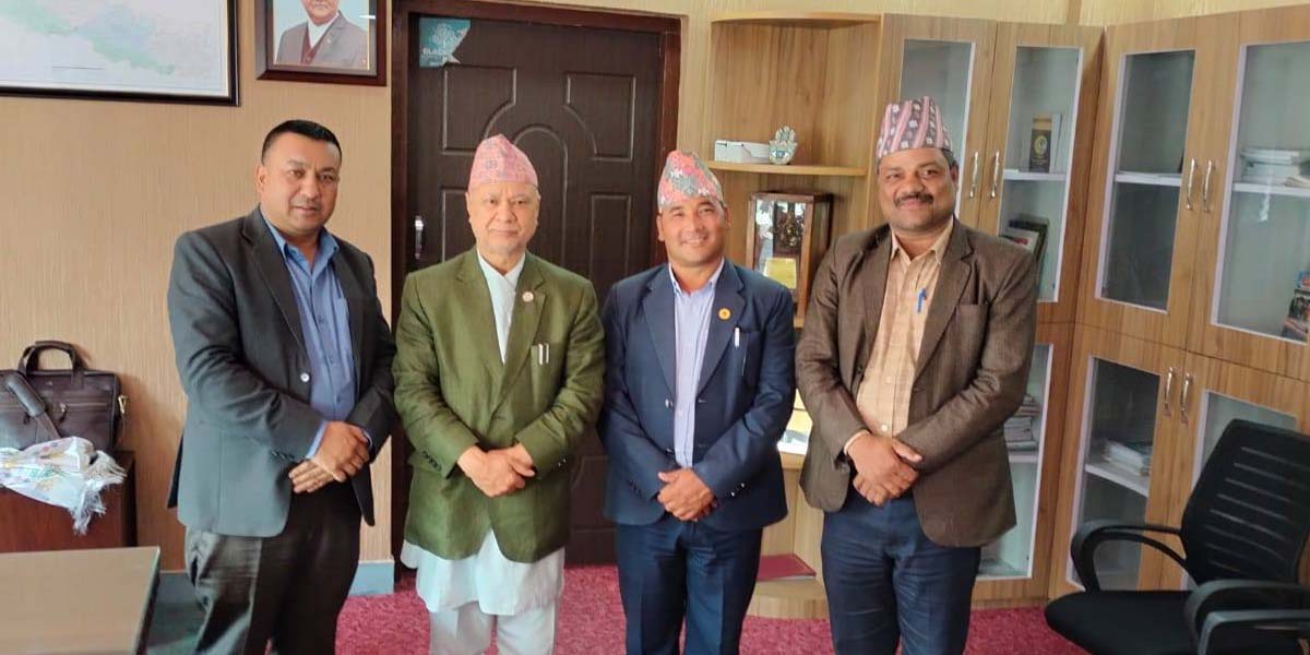 आन्दोलनरत विद्यालय कर्मचारीका प्रतिनिधि र शिक्षामन्त्री पन्तबीच के भयो कुराकानी?