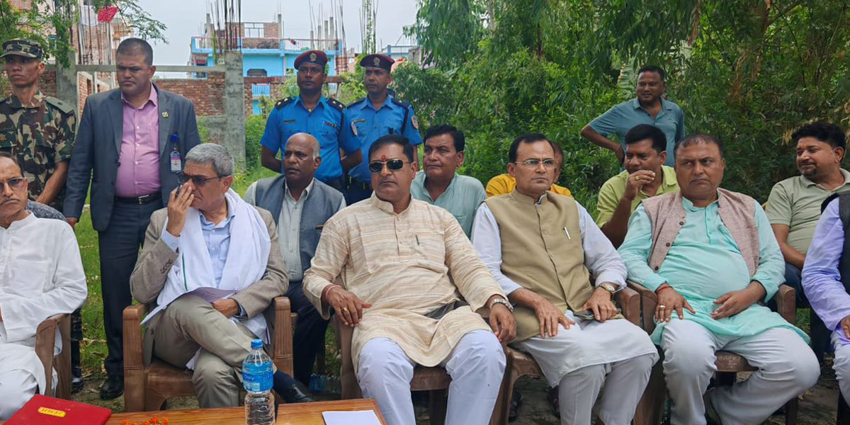 भिजिट भिसा प्रकरणमा लेखकले भने – आज गृह मन्त्रालयले विज्ञप्ति निकाल्छ, दुई चार दिनमा आफैँ बोल्छु