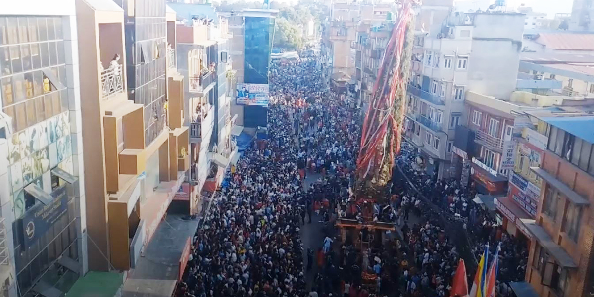 रातो मच्छिन्द्रनाथ रथजात्रा : नरिवल खसाल्ने जात्रा सम्पन्न
