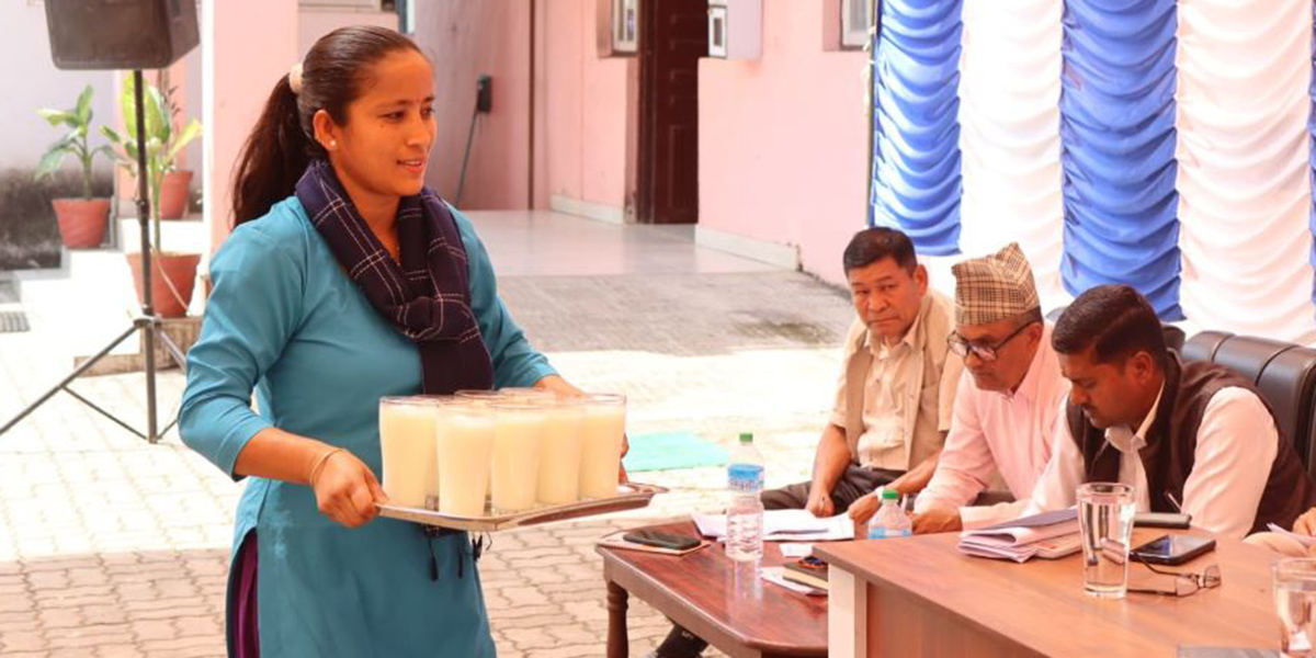 कोल्डड्रिंक र जुस छाडेर विवाहमा मही र दहीको लोकप्रियता