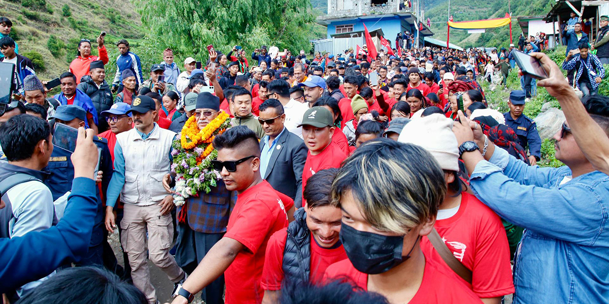 जनयुद्वकालीन आश्रयस्थल थवाङ पुगे प्रचण्ड