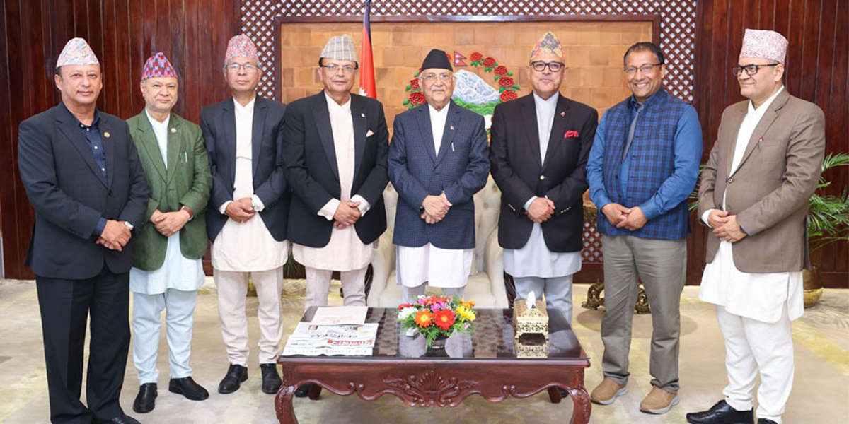 योगमाया हिमालयन आयुर्वेद विश्वविद्यालयका पदाधिकारीले लिए पद तथा गोपनीयताको सपथ