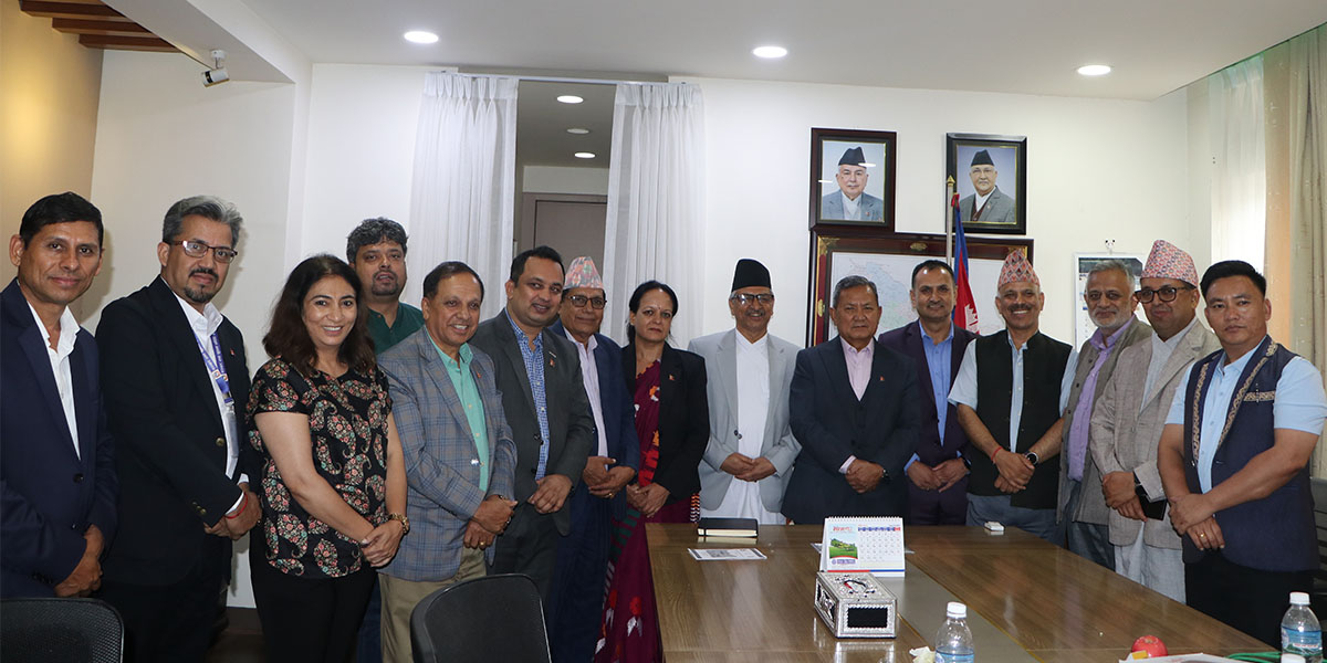 राष्ट्रिय आमसञ्चार प्राधिकरण गठन गर्नुपर्नेमा जोड