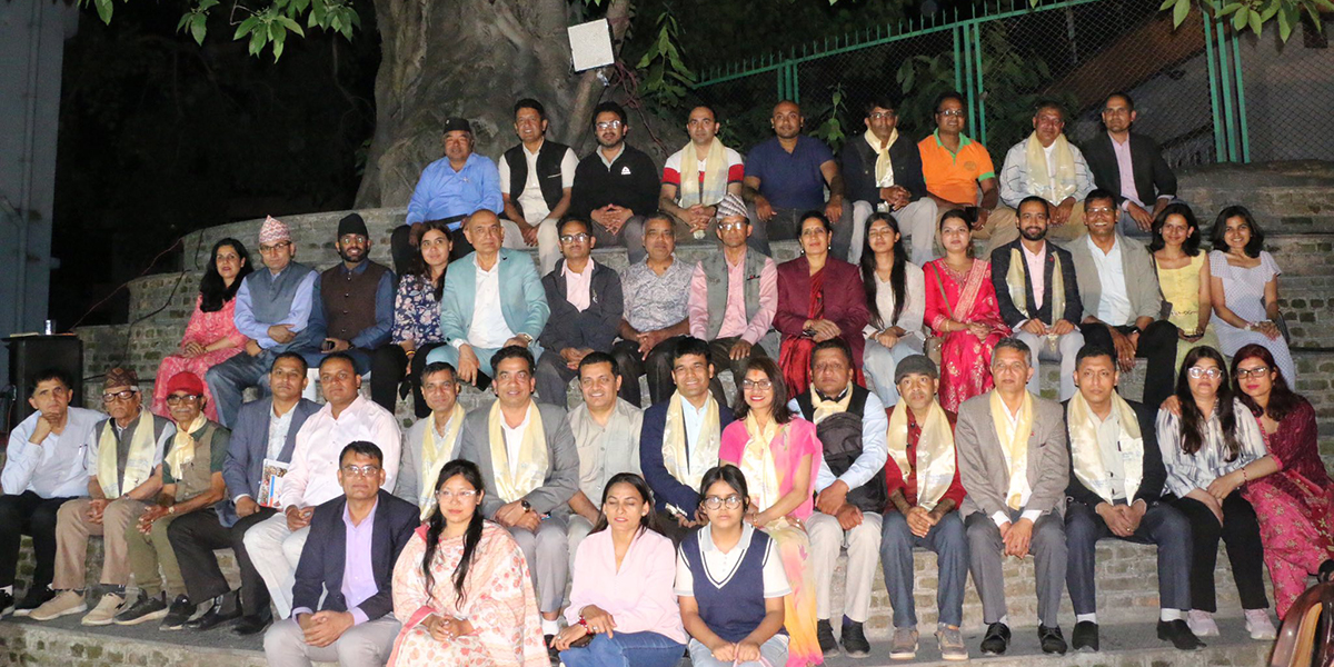 पिपल चौतारी गजल साँझ सम्पन्न, ३० गजलकारको भावपूर्ण प्रस्तुति