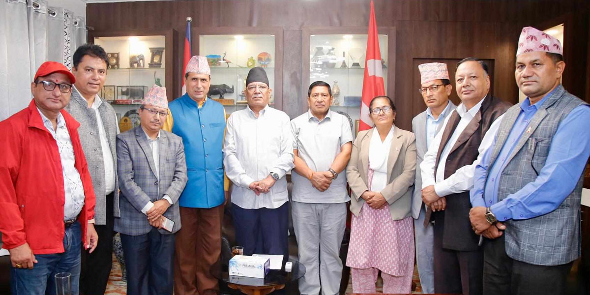 शिक्षा विधेयक : देउवापछि प्रचण्डलाई भेट्यो महासंघले, प्रचण्डले के भने?