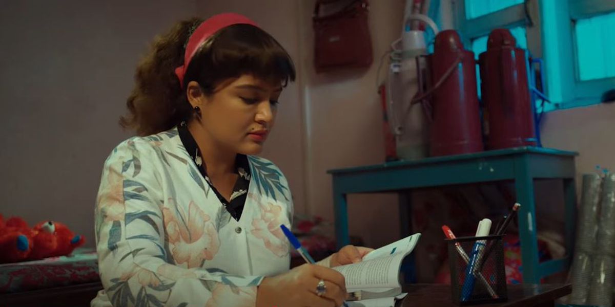 अभिनेत्री रेखाको ‘उपहार’ युट्युबमा