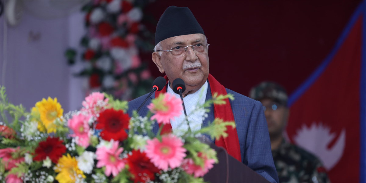 प्रधानमन्त्रीद्वारा भूमिहीन दलित एवं सुकुमबासीलाई जग्गाधनी पुर्जा वितरण