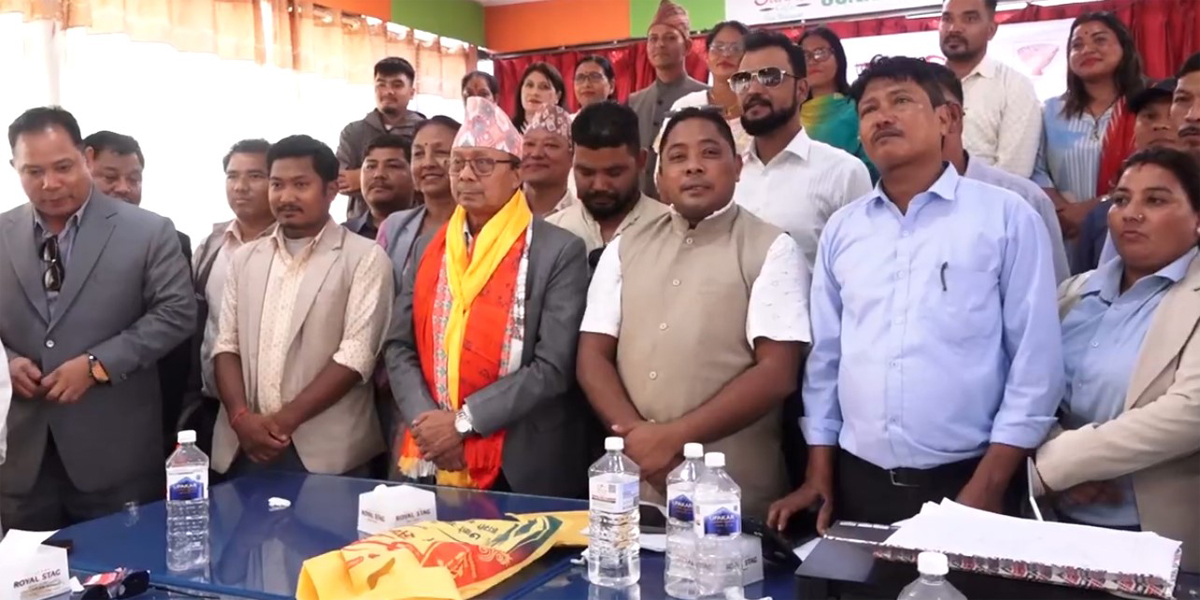 नाउपामा रेशमको परिवारवाद : पत्नी बर्खास्त, नेतृत्वमा पिता