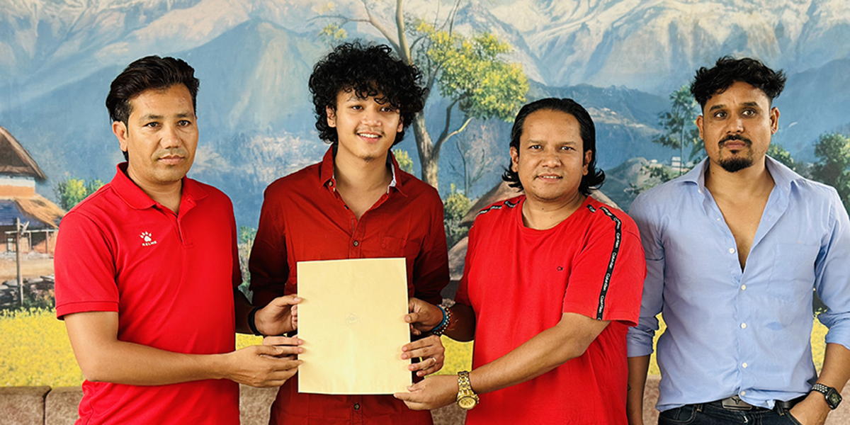 फिल्म खेल्दै टिकटकर आयुष सिंह ठकुरी, ‘राम नाम सत्य’ मा अनुबन्ध