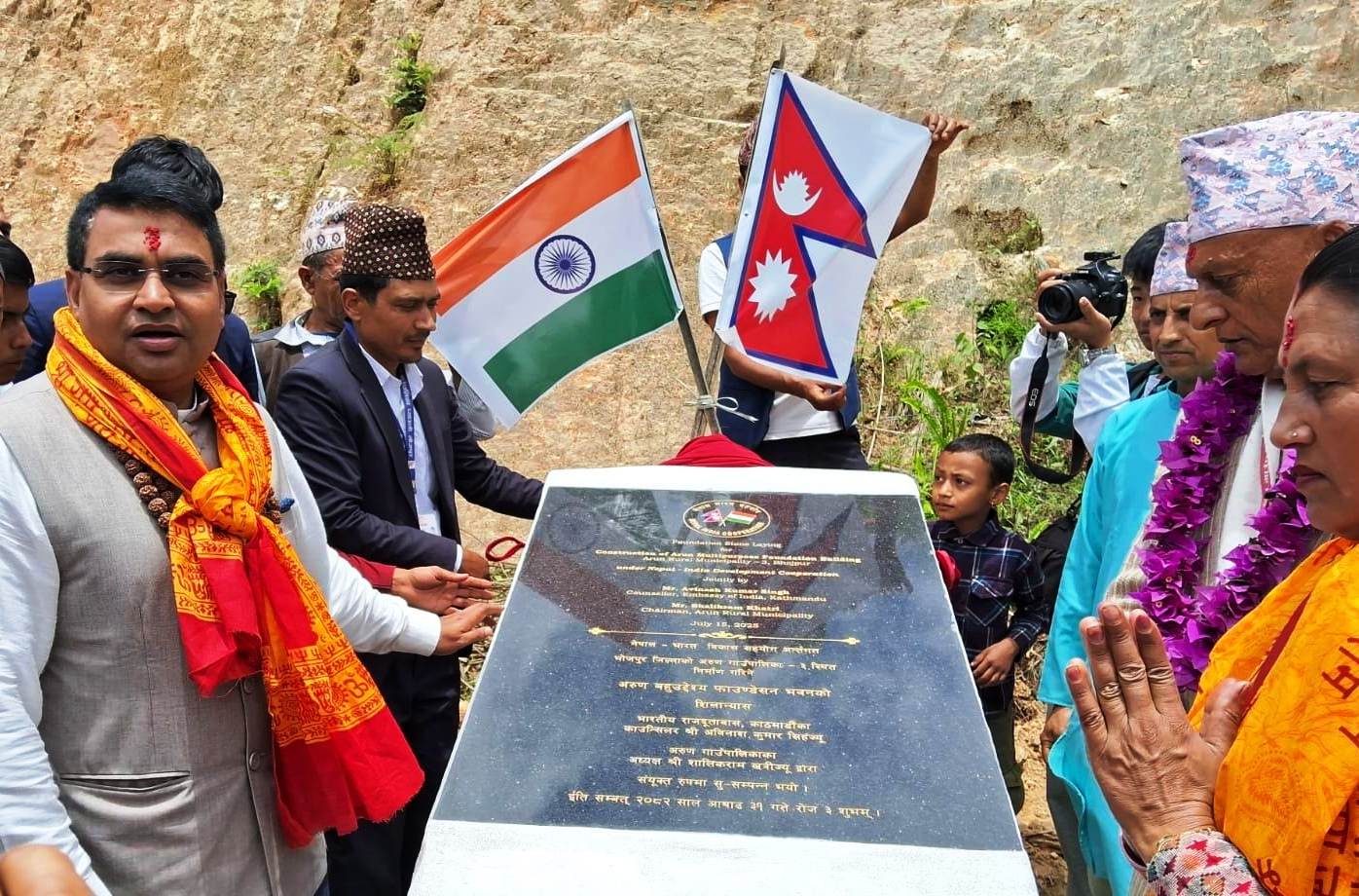 भारतीय सहयोगमा अरुण गाउँपालिकामा बहुउद्देश्यीय प्रतिष्ठान भवन बनाइँदै
