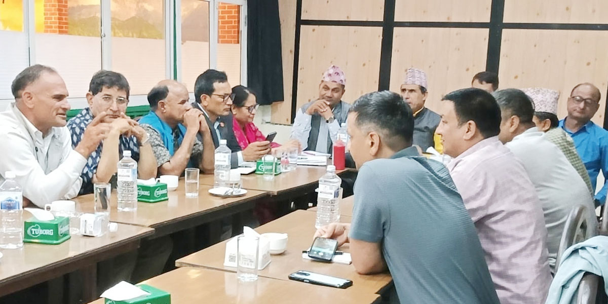 सहमति विपरीत शिक्षा विधेयक संसद्‌मा पुग्ने भएपछि तनाबमा शिक्षक महासंघ