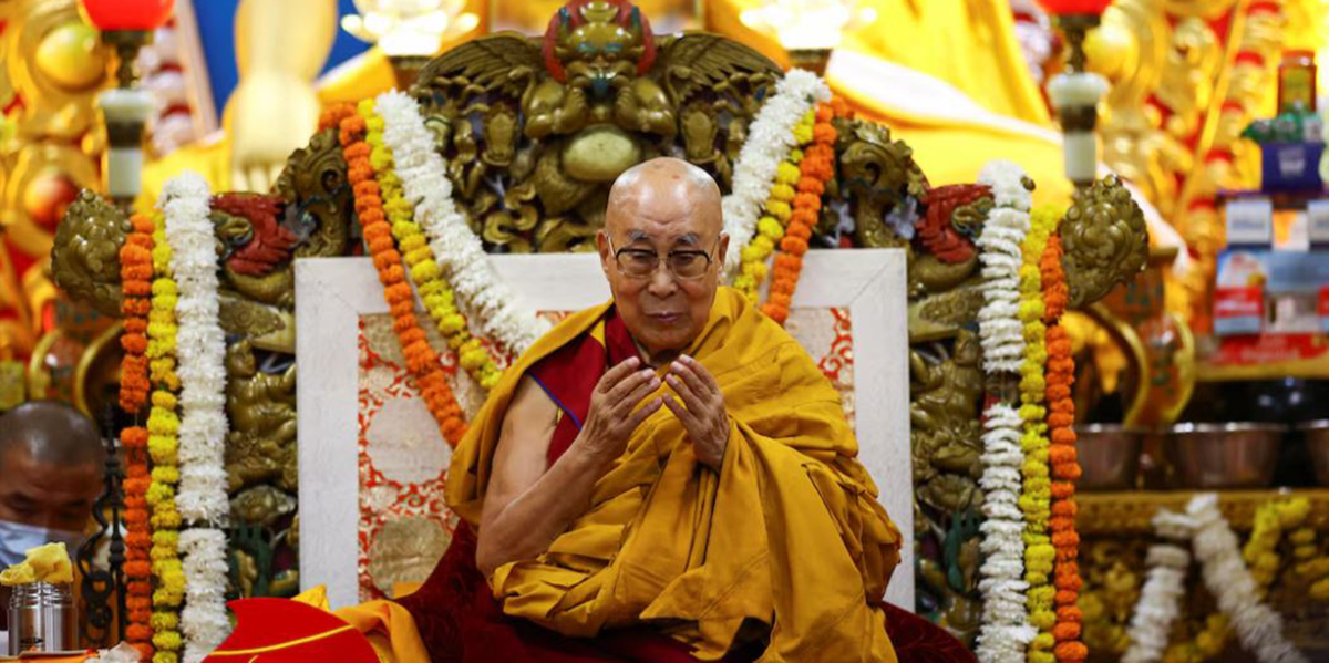दलाई लामाले आफू अझै ३०-४० वर्ष बाँच्छु भनेपछि अनुयायीहरू उत्साहित