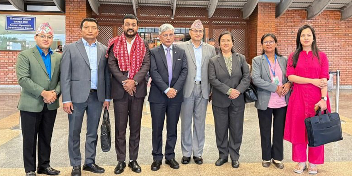 खानेपानी मन्त्री यादव स्वदेश फिर्ता