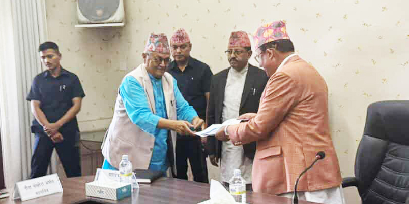 सुवेदीको एउटा उजुरीले छताछुल्ल बन्यो राप्रपाको विवाद