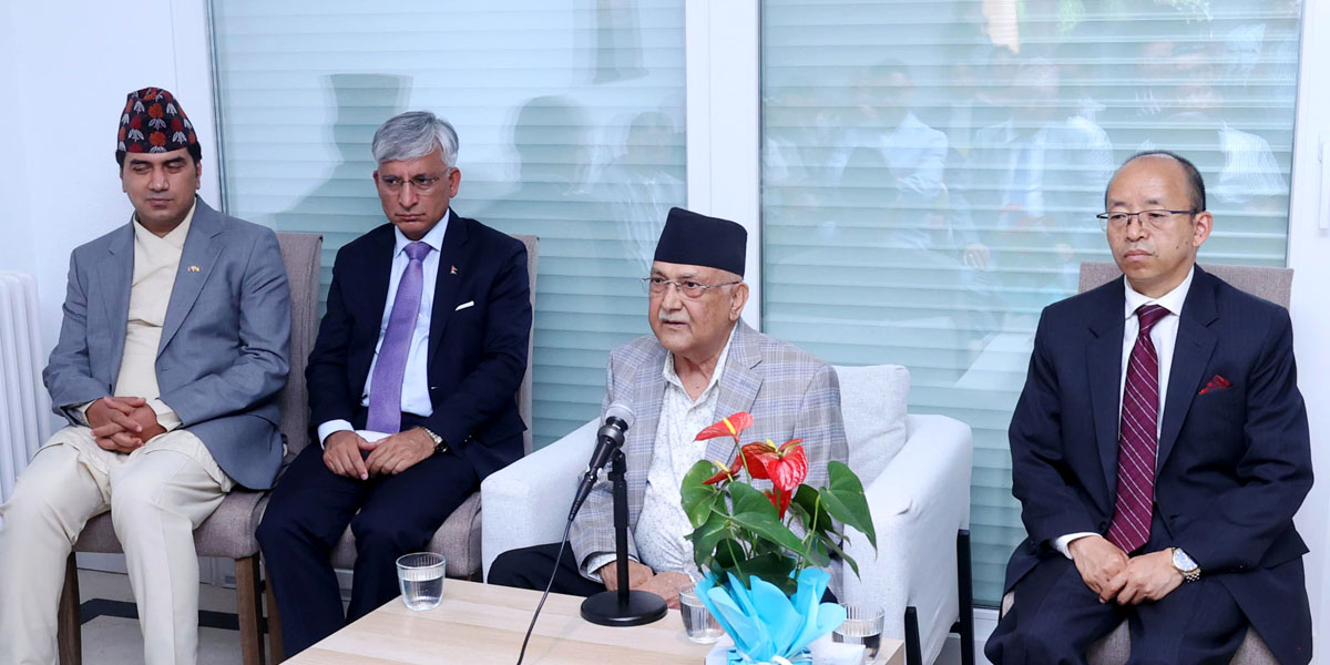 स्पेनमा वित्तसम्बन्धी सम्मेलनमा भाग लिएर स्वदेश फर्किदै प्रधानमन्त्री