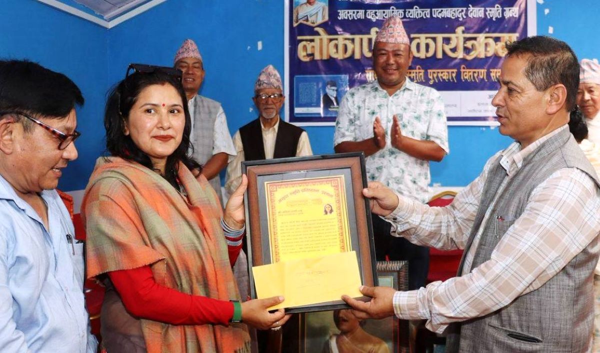 ‘जसुदा स्मृति पत्रकारिता पुरस्कार’ पाण्डेलाई
