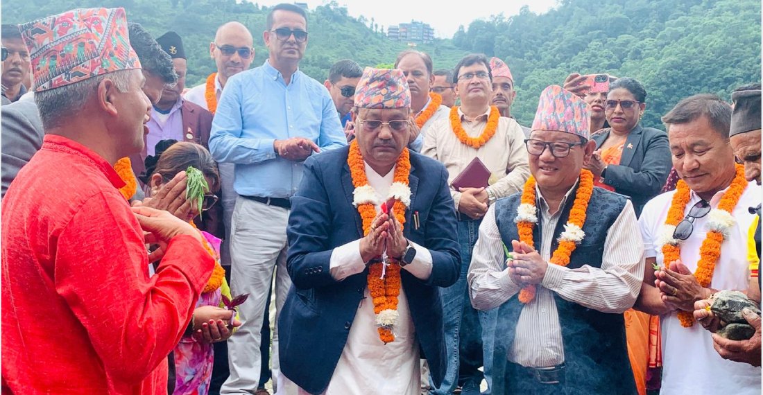 घट्टेखोला-धम्पुस-खानीगाउँ सडक बनाउन शिलान्यास